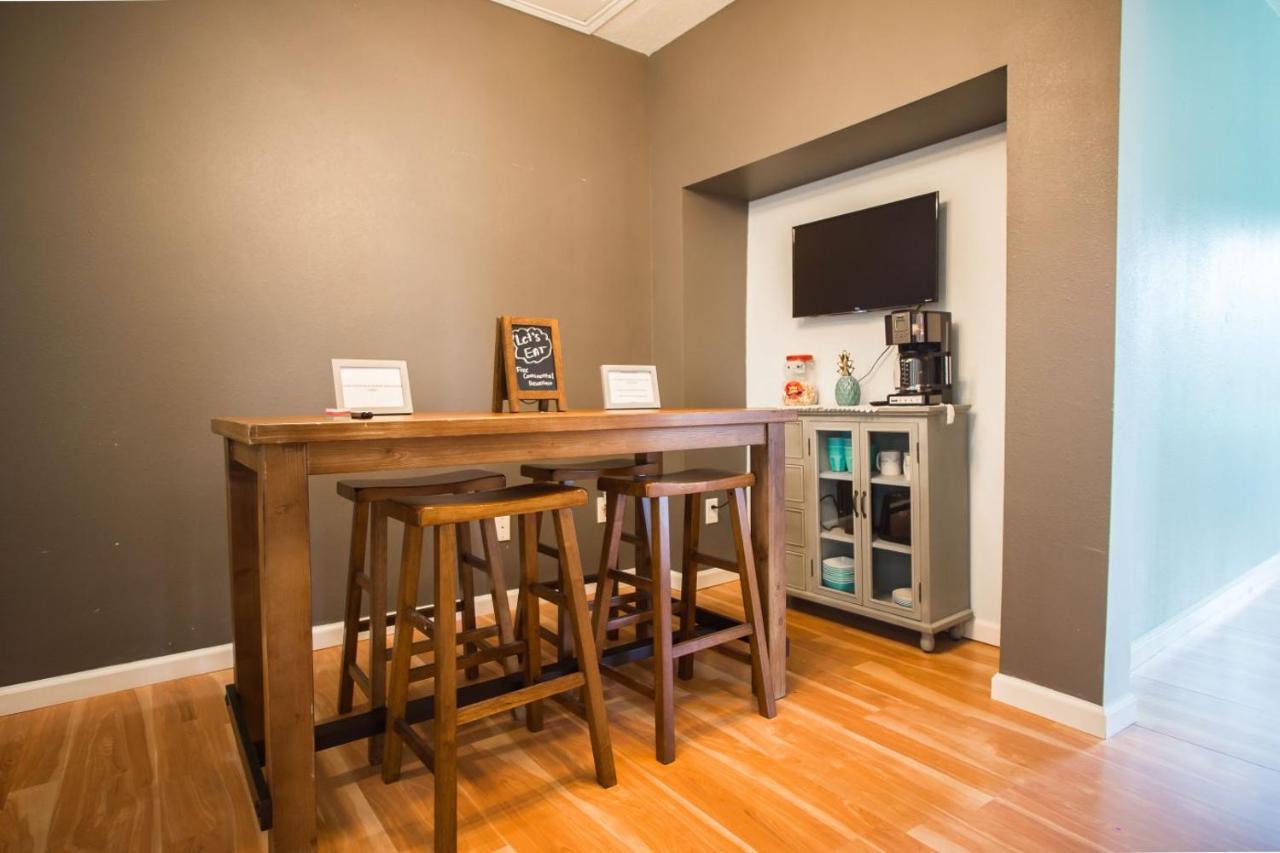Wanderstay Hostal